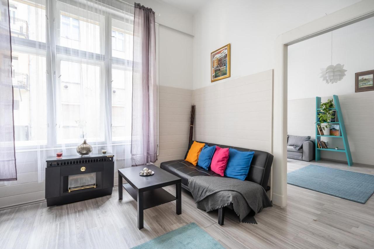 The White House Apartment Budapest Esterno foto