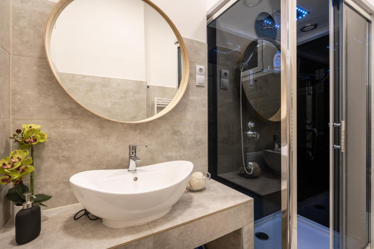 The White House Apartment Budapest Esterno foto